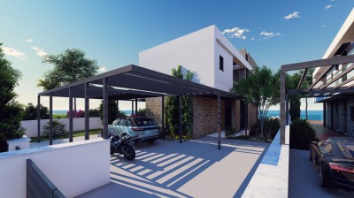 Living on the water edge 